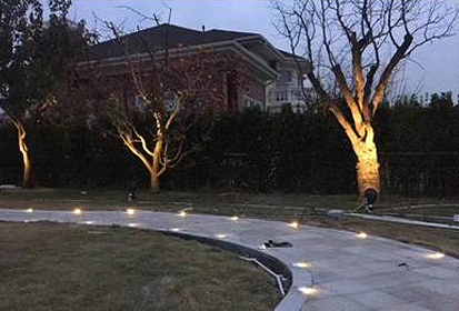courtyard walkway
